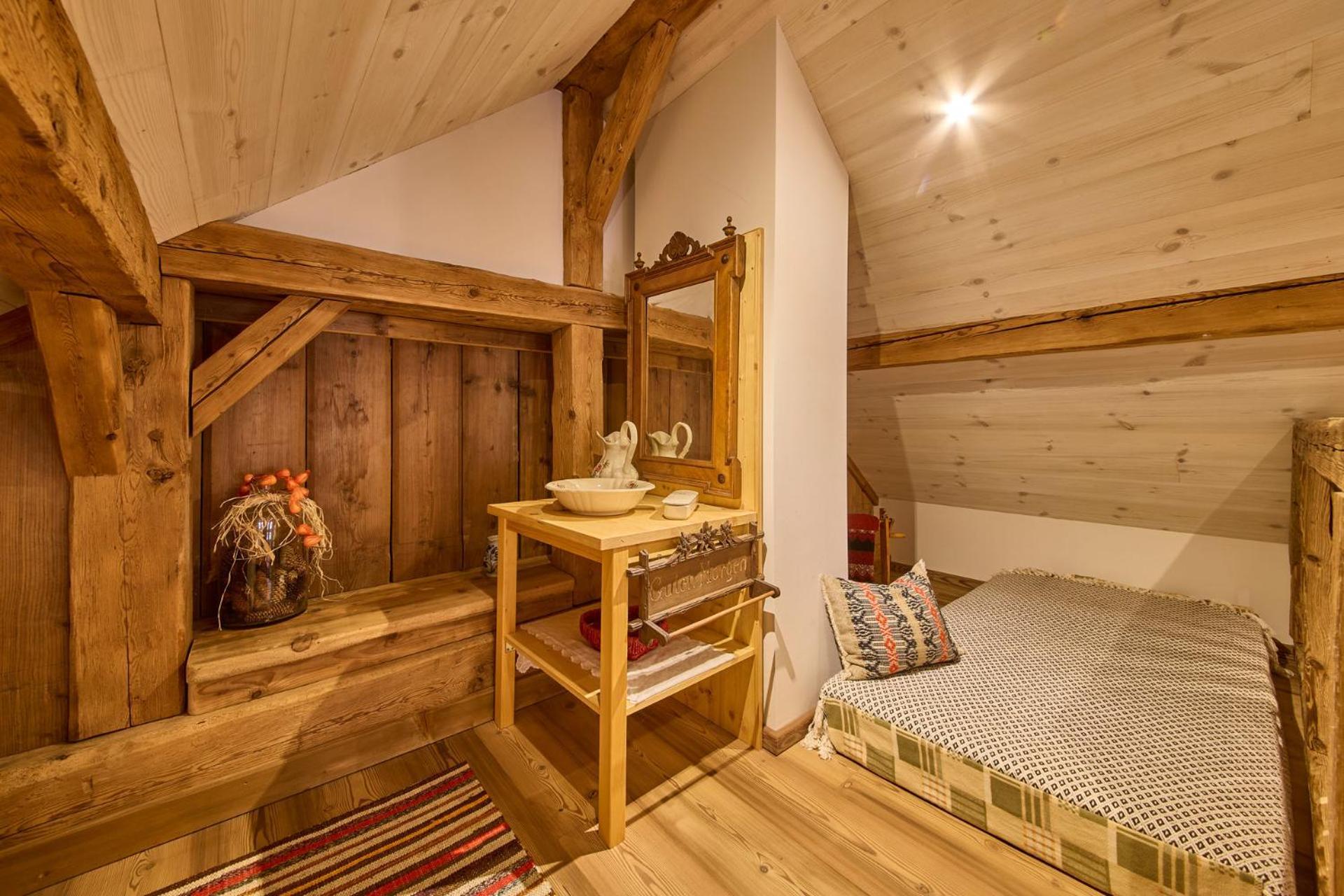 Waldharmonie - Chalet & Apartments Bad Goisern Ruang foto