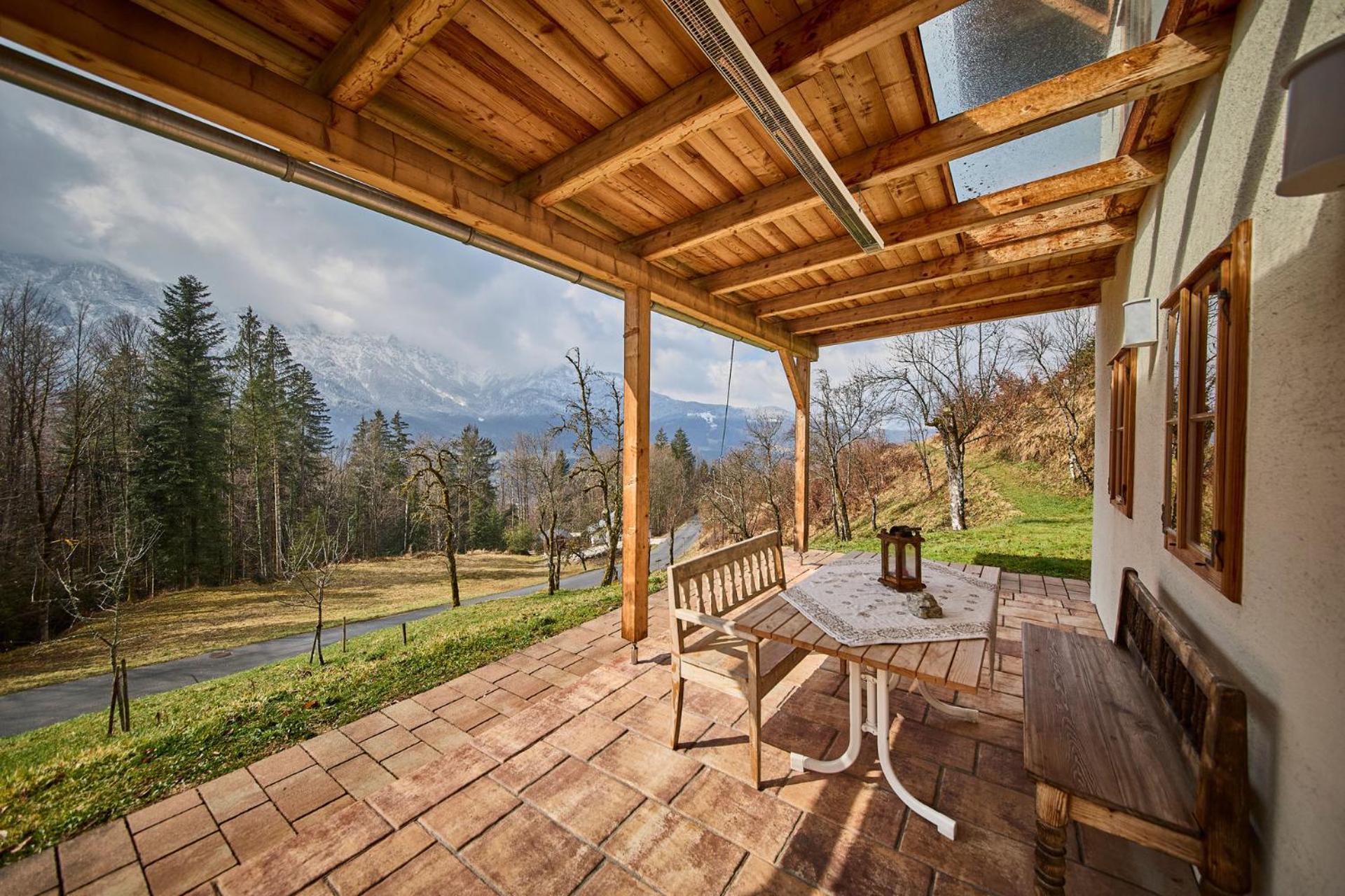 Waldharmonie - Chalet & Apartments Bad Goisern Bagian luar foto